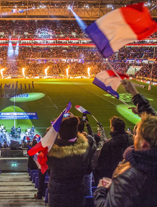 Vue depuis les gradins le soir d'un match de l'Equipe de France de Rugby pendant le Tournoi des 6 Nations