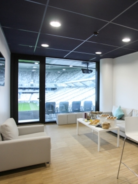 The VIP Box offered by the Cocktail Box offer by Sodexo Live Hospitality and its view of the match and the stadium