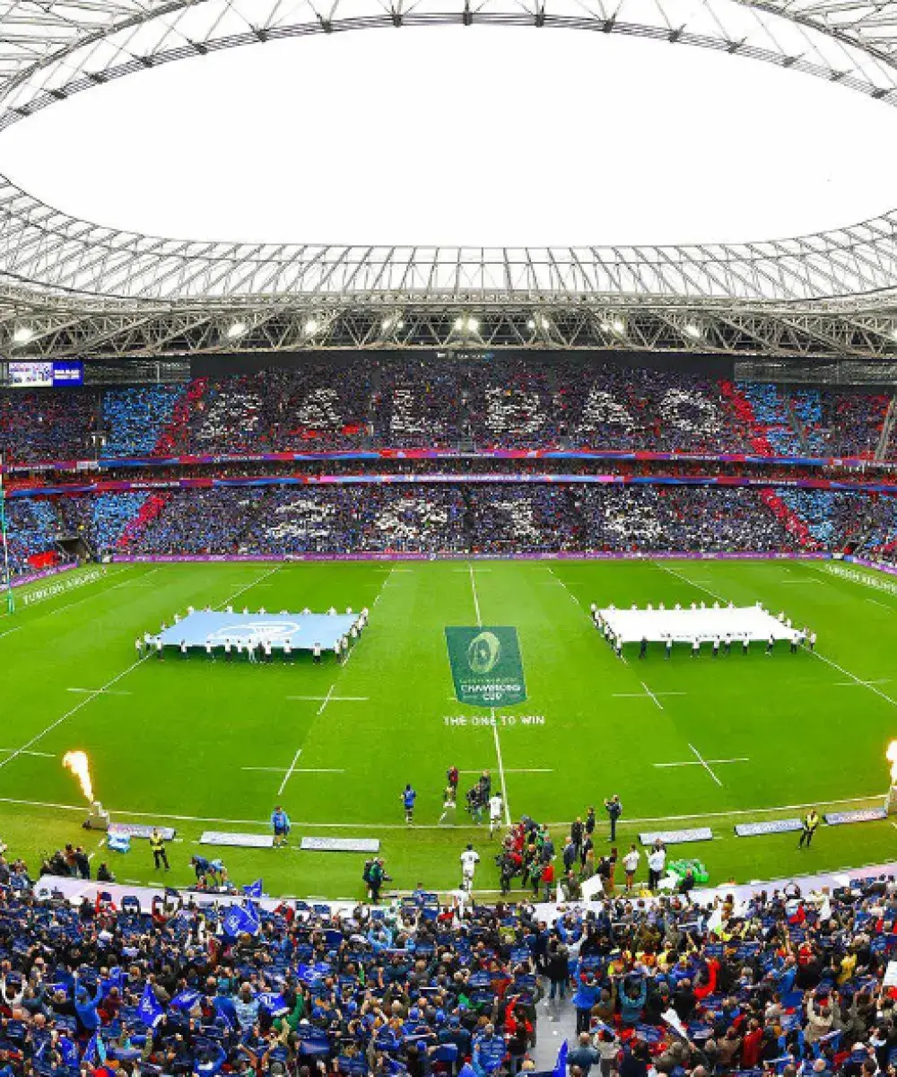Stade San Mamés à Bilbao lors des finales de l’EPCR de rugby, avec les tribunes pleines et une ambiance exceptionnelle pour les hospitalités VIP.