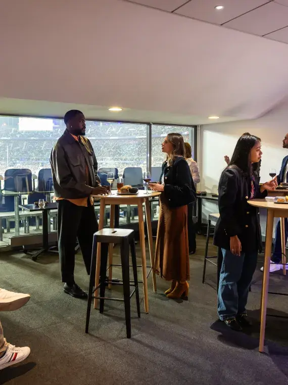 Ambiance en salon VIP et Loge en format Cocktail