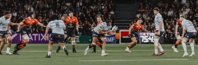 Equipes de rugby Racing 92 Match entre deux équipes de rugby Stade Toulousain et Racing 92