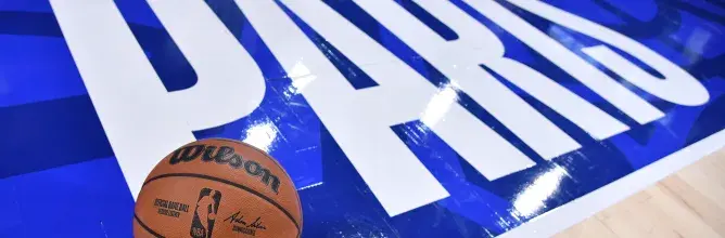 visuel date event_nba experiences nba paris game 2023 court 3 eng.jpg Basket Ball on the Floor Paris Game