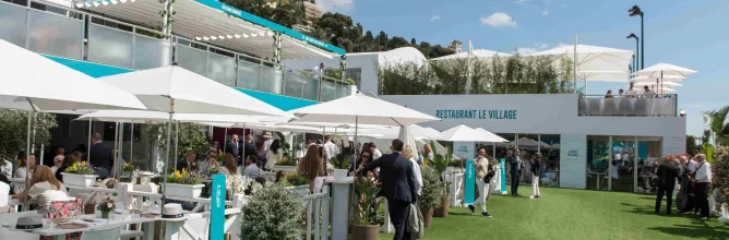 11_image de prestations_presentation volet desktop_restaurant le village 2.jpg Terrasse des espaces hospitaltés Le Village Monaco