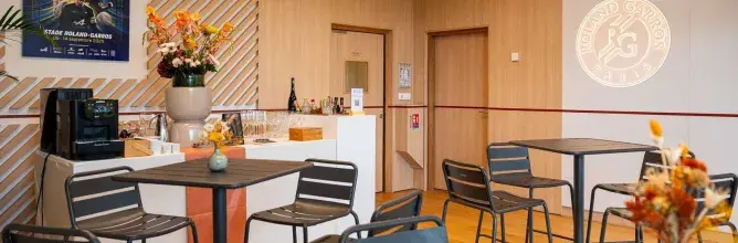 VIP lounge in the Court Philippe Chatrier at Roland-Garros during the Alpine Paris Major, featuring Sodexo Live! Hospitality premium packages
