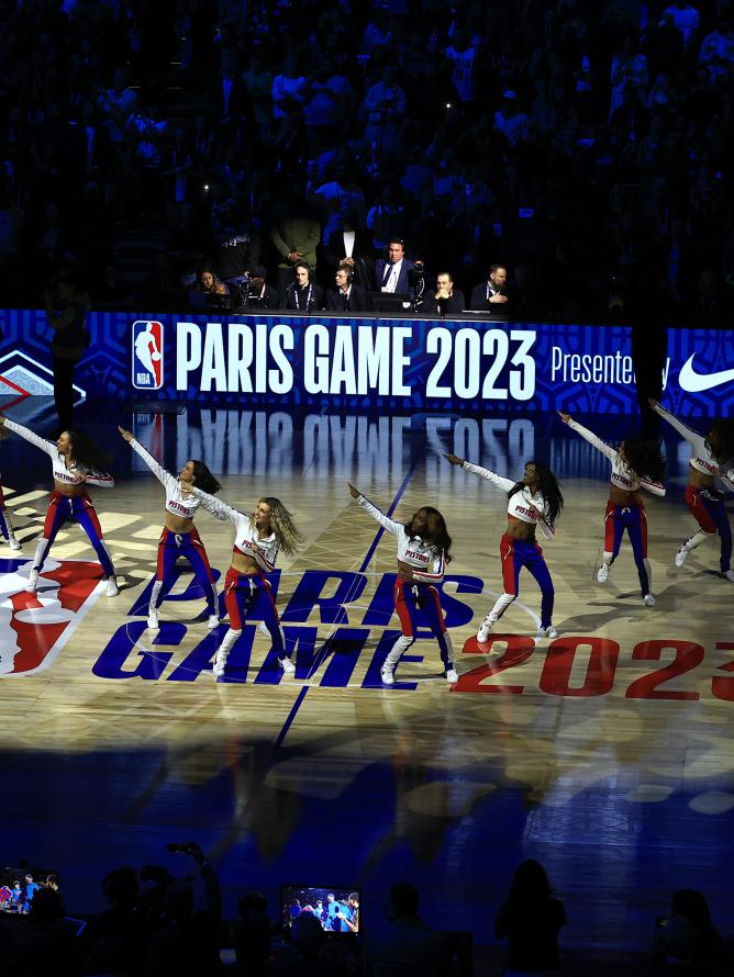 Half time dancing animation on the game floor