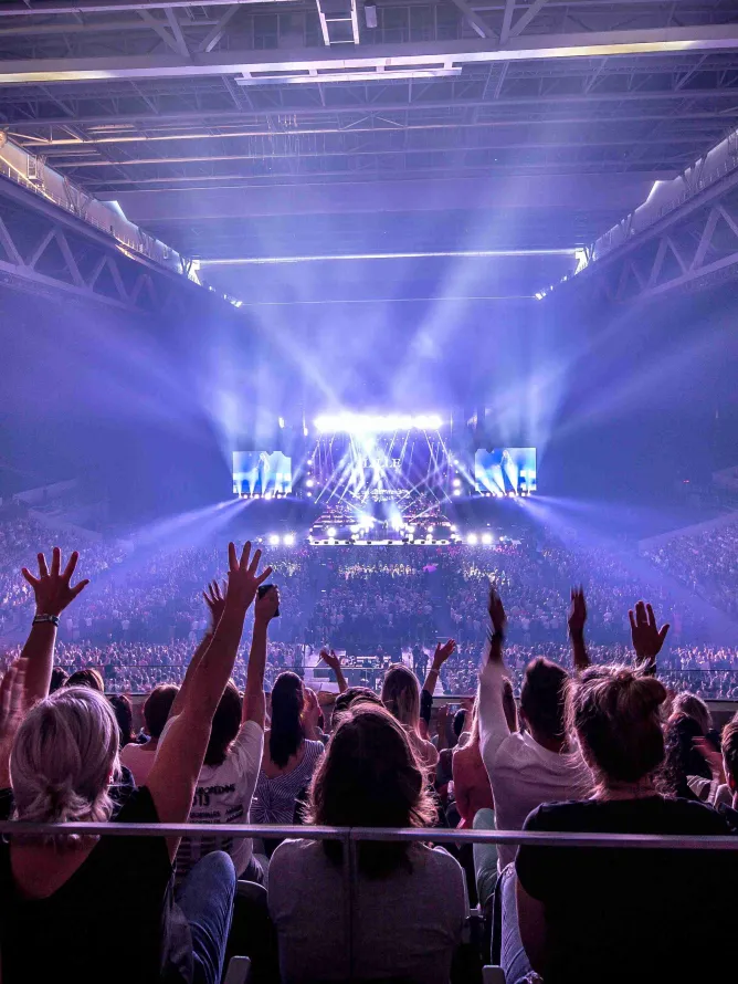 Imagine Dragons  Concert  VIP Decathlon Arena Pierre Mauroy Lille premium seat