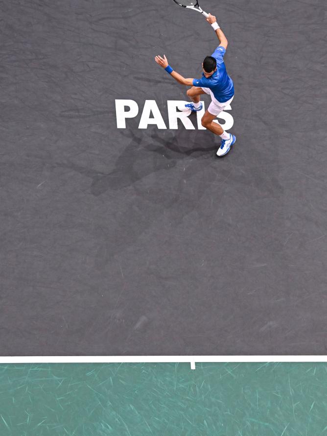 Joueur en action du Rolex Paris Masters