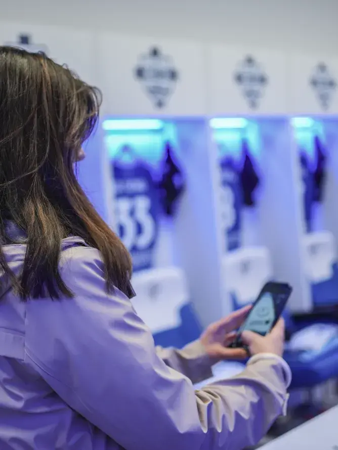View of Como 1907’s professional locker room carefully set up before the match, representing one of the privileged moments included in Sodexo Live! Hospitality’s premium VIP experience