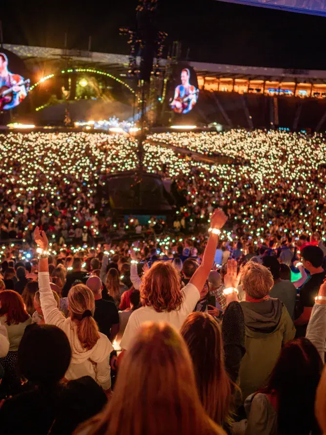 Expérience VIP avec vue privilégiée sur la scène du concert de Niska au Stade de France
