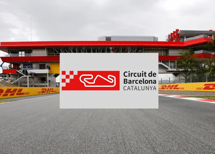 Pack VIP pour le Grand Prix de Formule 1 à Barcelone, incluant billets premium, accès aux espaces hospitalité, services exclusifs et expérience immersive en bord de piste