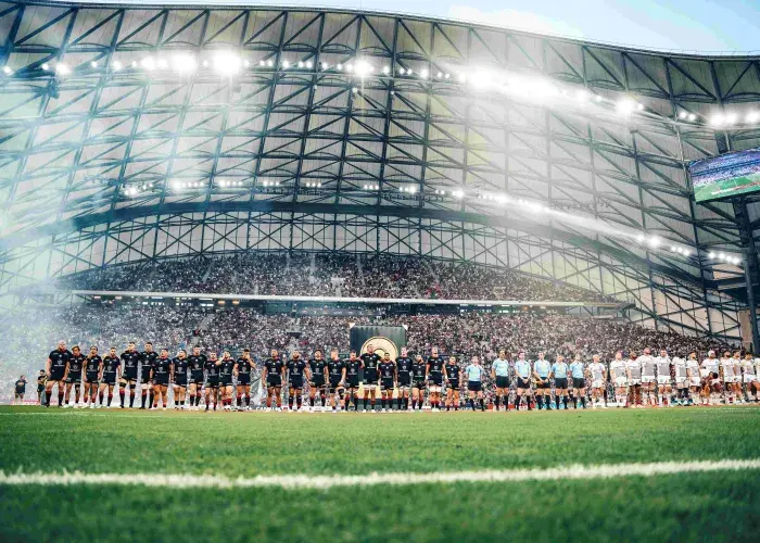 Expérience VIP au bord du terrain lors de la finale du Top 14 2024 entre le Stade Toulousain et l’UBB – immersion totale avec Sodexo Live! Hospitality